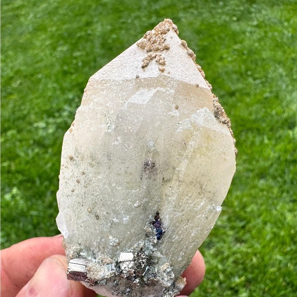 .37 lb approx Quartz w/ Dolomite and Pyrite Cover Djurkovo mine, Laki, Bulgaria - Picture 4 of 7